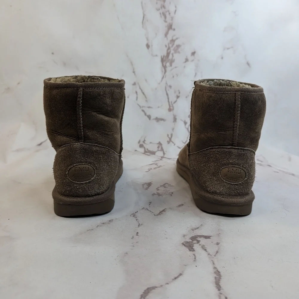Emu Australia Boot Womens 8 Chestnut Short Ankle Bootie Shearling Stinger Mini